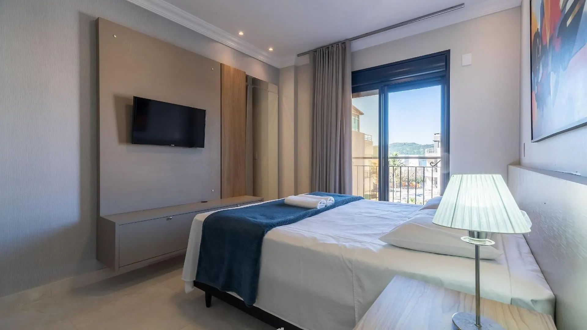 Uml - Apartamentos Quadra Mar Em Bombinhas