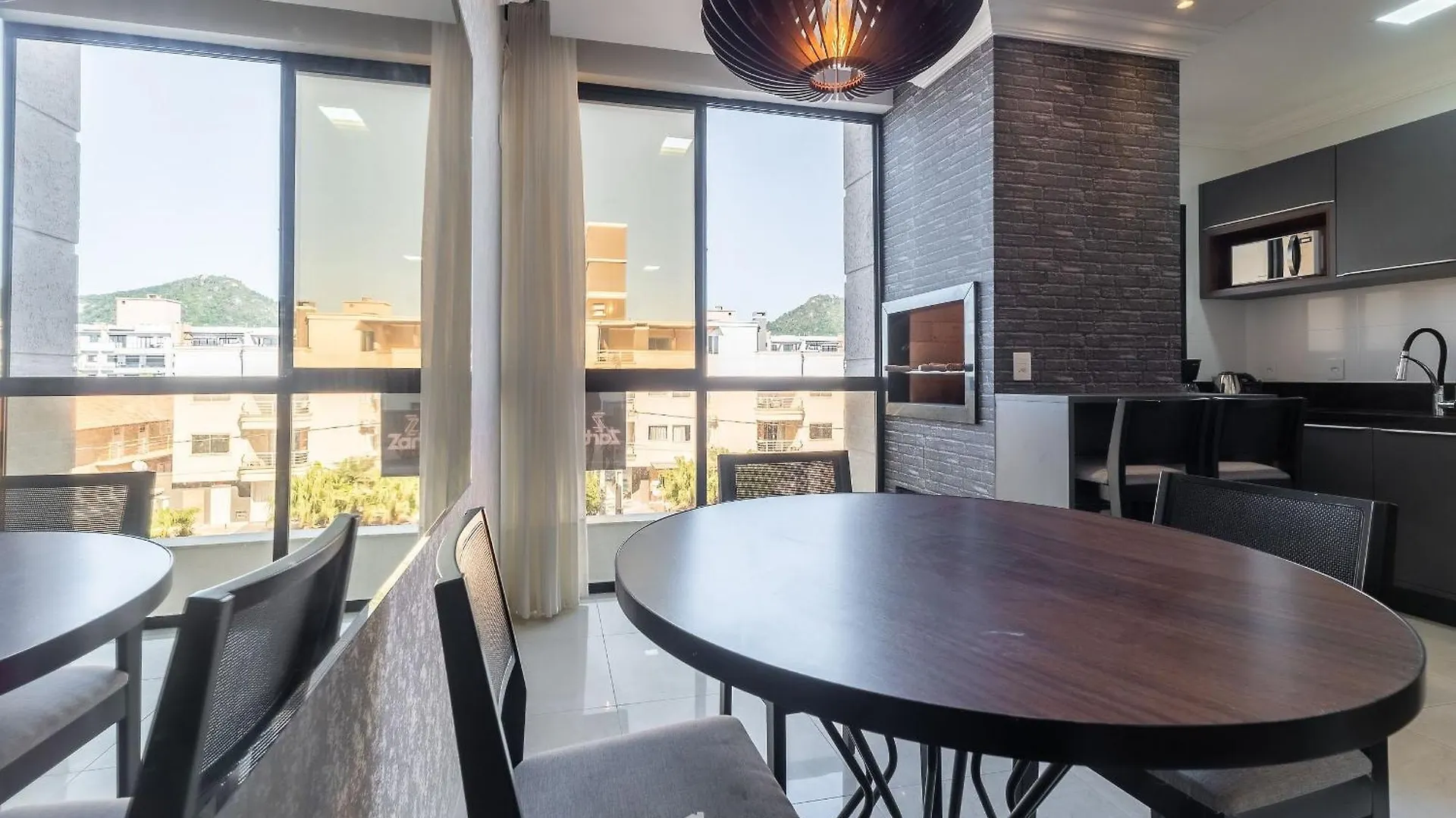 Uml - Apartamentos Quadra Mar Em Bombinhas 0*,  Brazil