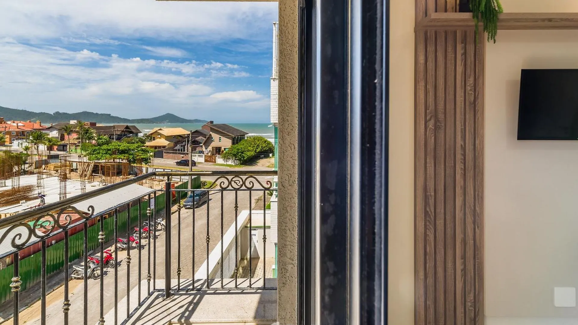 Uml - Apartamentos Quadra Mar Em Bombinhas